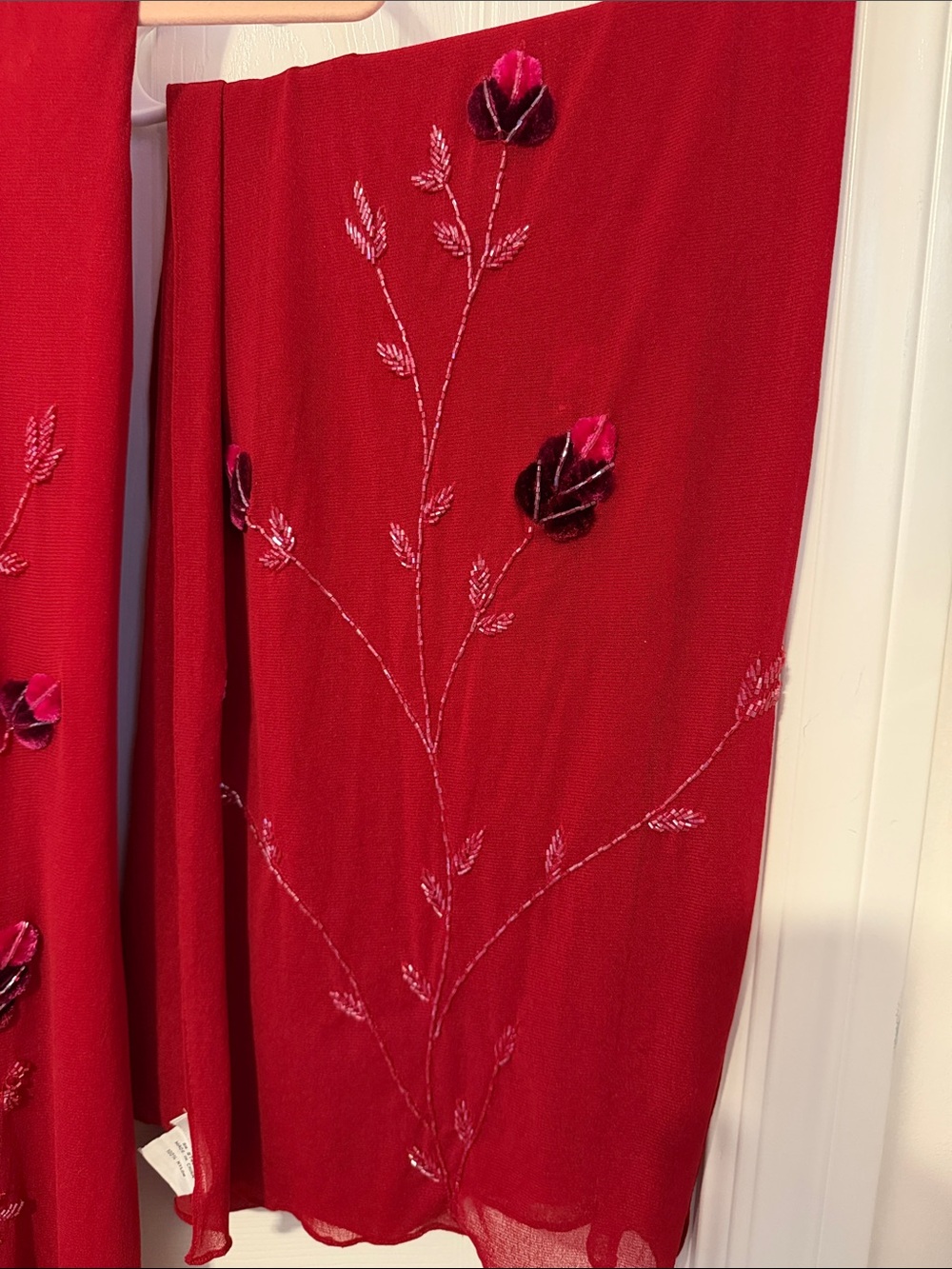 Cache Red Sheer Evening dress & Wrap with Subtle beaded & velvet embellishments - Picture 3 of 11